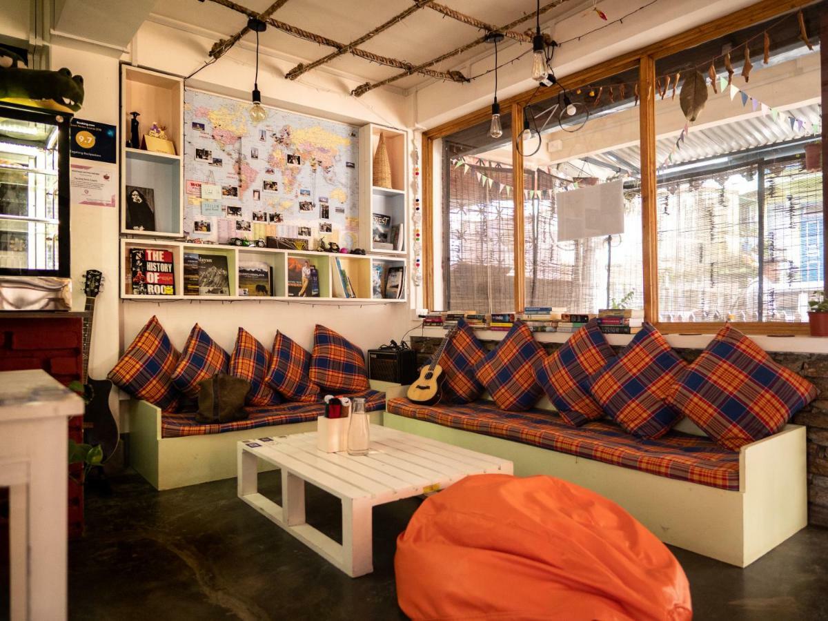 Tag Along Backpackers Pansiyon Gangtok Dış mekan fotoğraf