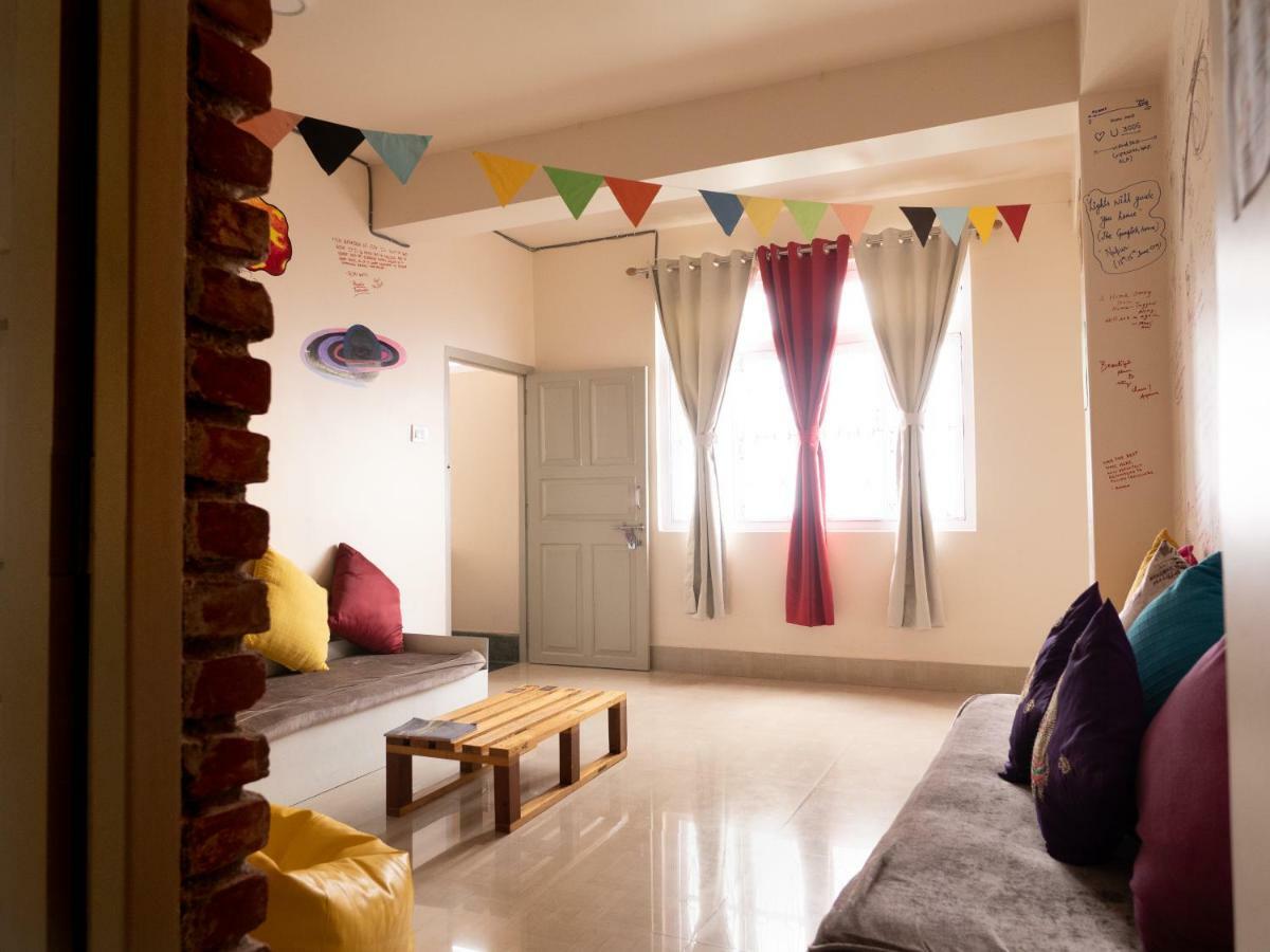 Tag Along Backpackers Pansiyon Gangtok Dış mekan fotoğraf