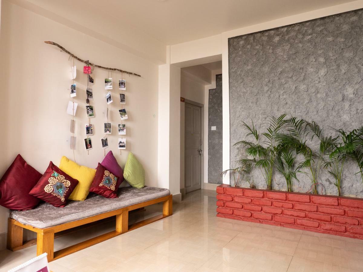 Tag Along Backpackers Pansiyon Gangtok Dış mekan fotoğraf