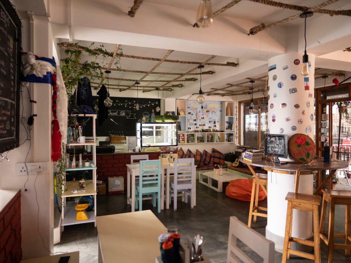 Tag Along Backpackers Pansiyon Gangtok Dış mekan fotoğraf